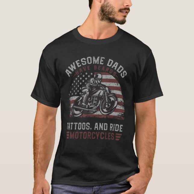 Camiseta Awesome Dads Have Tattoos And Beards Fathersday  M (Anverso)