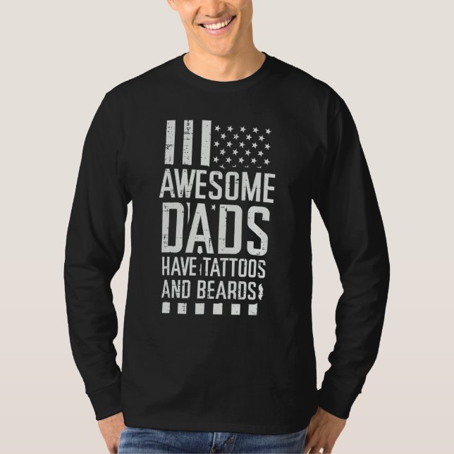 Camiseta Awesome Dads Tattoos Beards US Flag Fathers Day Pa (Anverso)