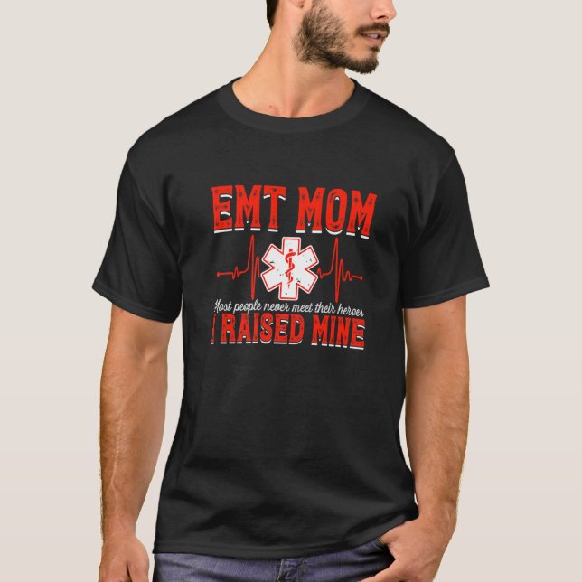 Camiseta Awesome EMT Mom Emergency Medical EMS Paramedics E (Anverso)