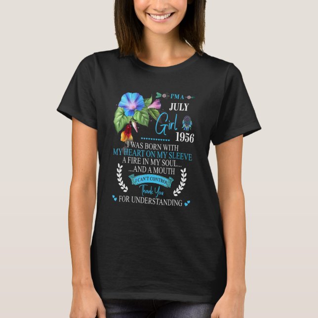 Camiseta Awesome Since 1956 66th Birthday I'm A July Girl 1 (Anverso)