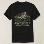 Camiseta Awesome Since 2005 Dinosaur 18 Year 18th Birthday<br><div class="desc">A retro vintage 18th Birthday dinosaur design style that says Awesome Since 2005,  for 18 years old son,  Brother,  grandson,  boys,  turning 18 year old and was born in 2005.</div>
