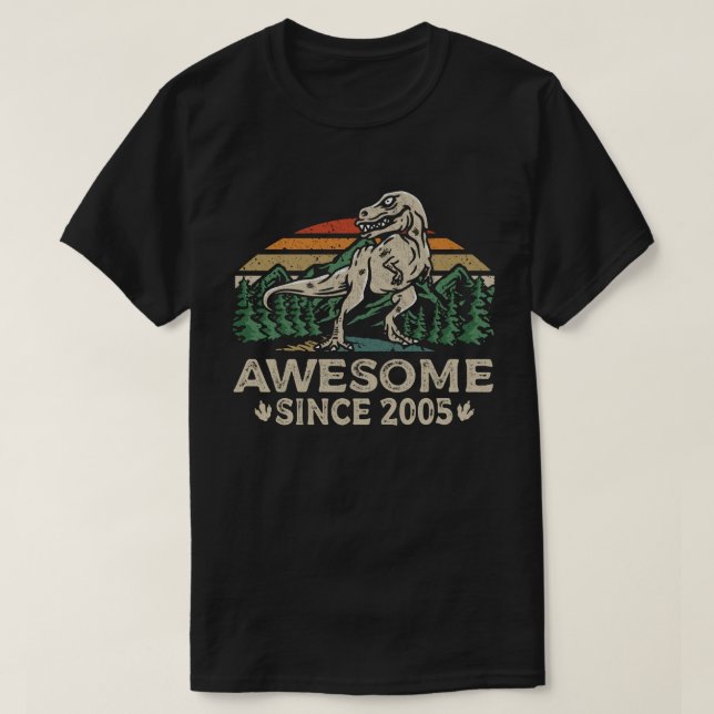 Camiseta Awesome Since 2005 Dinosaur 18 Year 18th Birthday (Diseño del anverso)