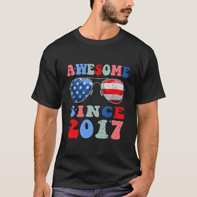 Camiseta Awesome Since 2017 6 Years 4Th Of July (Anverso)