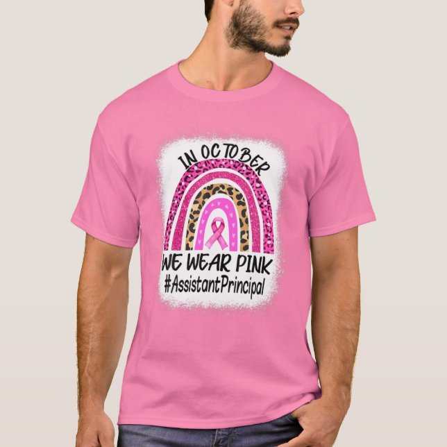 Camiseta Ayudante Principal Arcoiris Mujeres Cáncer de Mama (Anverso)