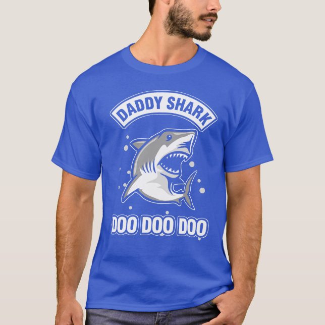 Camiseta Azul profundo con el tiburón del papá (Anverso)