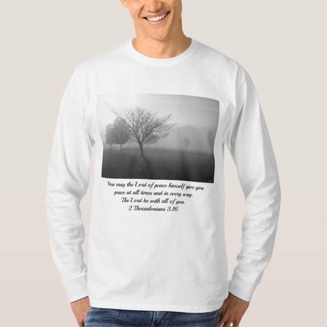 Camiseta B&W Foggy Morning Sunrise (Anverso)