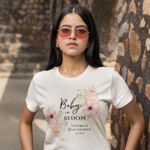 Camiseta Baby in Bloom Baby Shower en español es Fiesta de