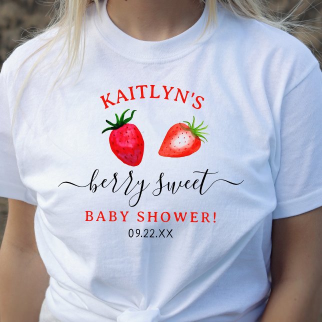 Camiseta Baby Shower Berry Sweet Strawberry (Subido por el creador)