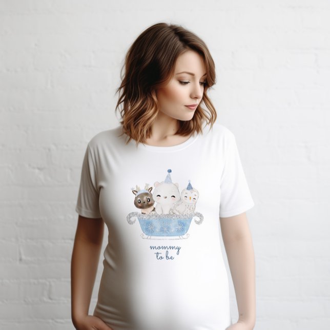 Camiseta Baby Shower de Animales Árticos de la Tierra de Ca (mommy to be design for winter baby shower with arctic woodland animals)