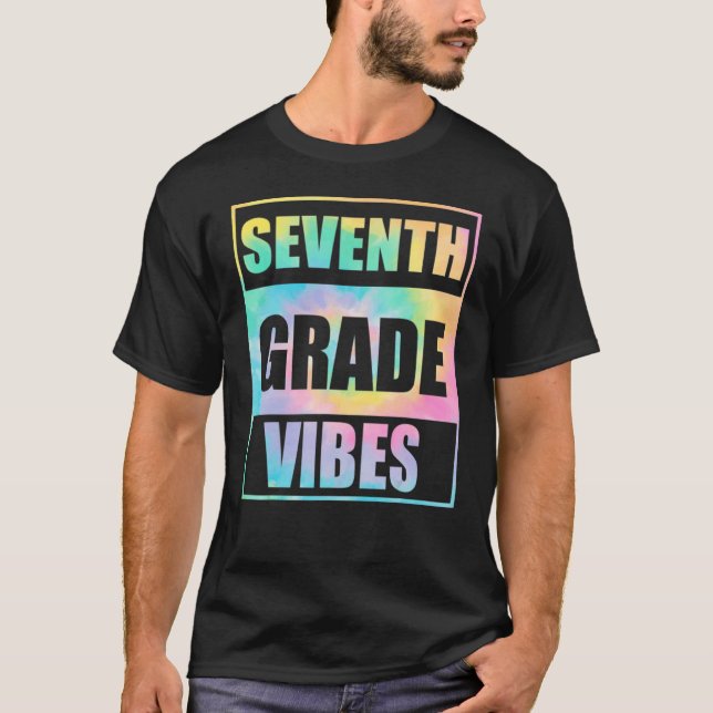 Camiseta Back To School 7th Grade Vibes First Day Teacher (Anverso)