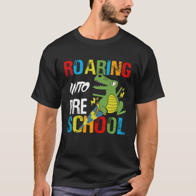 Camiseta Back to School Dino  Roaring Into Preschool Dinosa (Anverso)