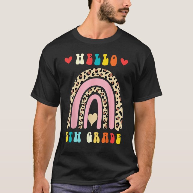 Camiseta Back To School Hello Fifth 5th Grade Rainbow Leopa (Anverso)
