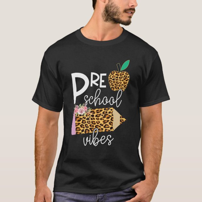 Camiseta Back To School Preschool Grade Vibes Student Teach (Anverso)