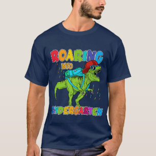 Camiseta Back to school-roaring into kindergarten 