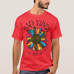 Camiseta Bad Vibes Don't Go With My Outfit Retro Leopard Su