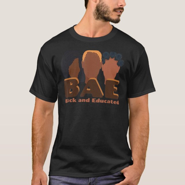 Camiseta BAE Negro y Educado Reina Cabello Natural Negro Hi (Anverso)