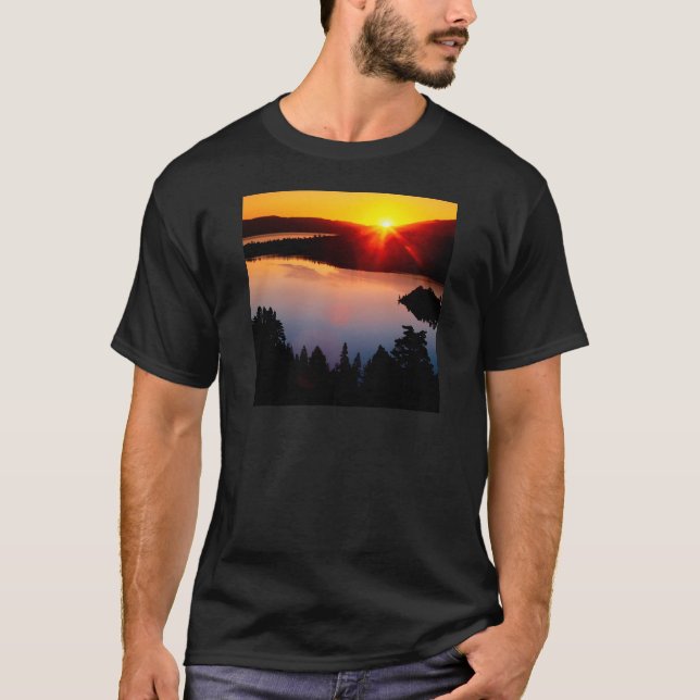 Camiseta Bahía esmeralda el lago Tahoe de la puesta del sol (Anverso)
