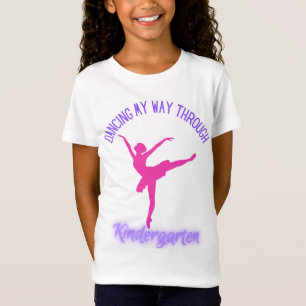 Camiseta Bailando a mi manera a través del jardín de infanc