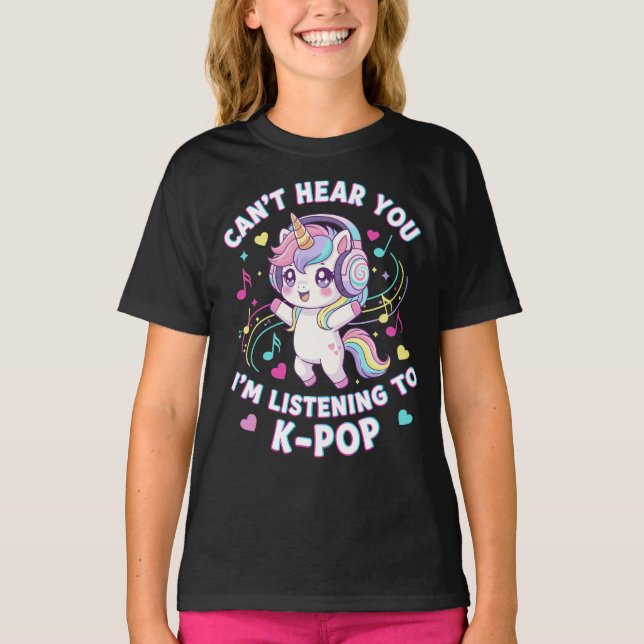 Camiseta Baile K-Pop de Unicornio Pastel (Anverso)