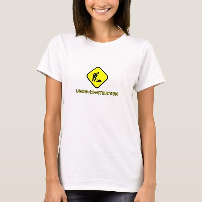 Camiseta Bajo construcción (Anverso)