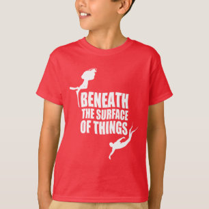Camiseta Bajo La Superficie Cita de buceo Scuba