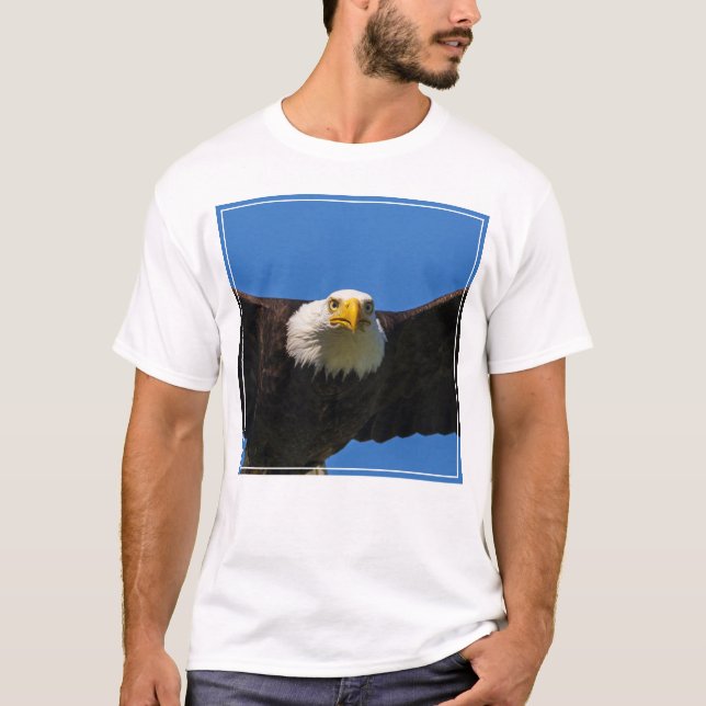 Camiseta Bald Eagle Flyby Up Close (Anverso)