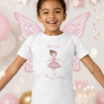Camiseta Ballerina Dancer Birthday Party<br><div class="desc">¡Perfecto para fiestas de cumpleaños! Esta camiseta dice "alicemos que es mi cumpleaños". Encontrar suministros de fiesta de bailarines de ballet coincidentes en mi colección.</div>