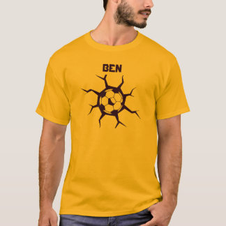 Camiseta Balón de fútbol en una pared