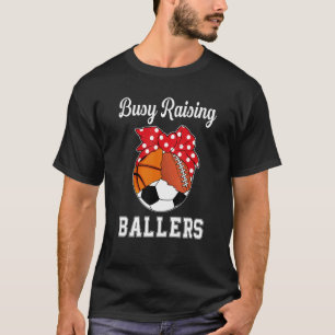 Camiseta Baloncestistas En Pie Ocupado