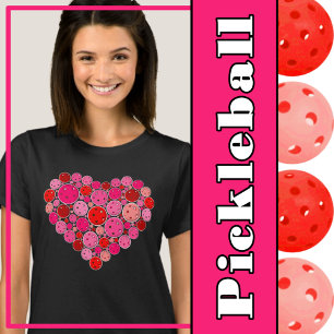 Camiseta Baloncesto relleno de corazón rosa y amor rojo