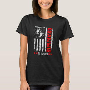 Camiseta Bandera Americana De Mujeres Ascendida A Grammie 2