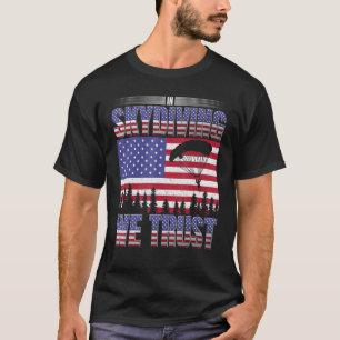 Camiseta Bandera Americana Divertida Confiamos En El Paraca