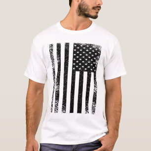 Camiseta Bandera Americana en Blanco y Negro Distorsionada