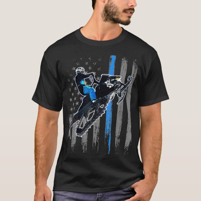 Camiseta Bandera Americana Hombres Snowmobile montando en m (Anverso)