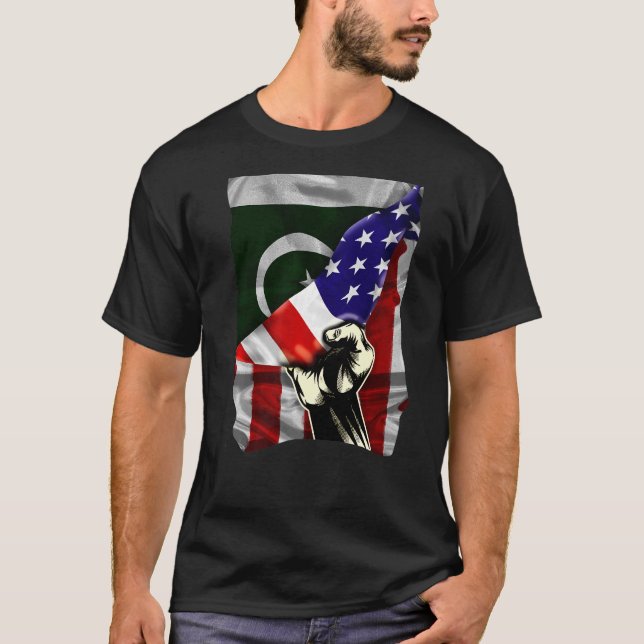 Camiseta Bandera americana paquistaní enarbolando bandera d (Anverso)