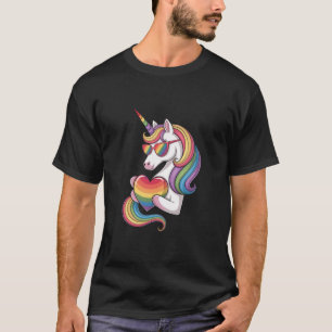 Camiseta Bandera de arcoíris del corazón de unicornio del O