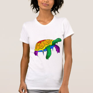 Camiseta Bandera de arcoíris del Orgullo Gay Tortuga marina
