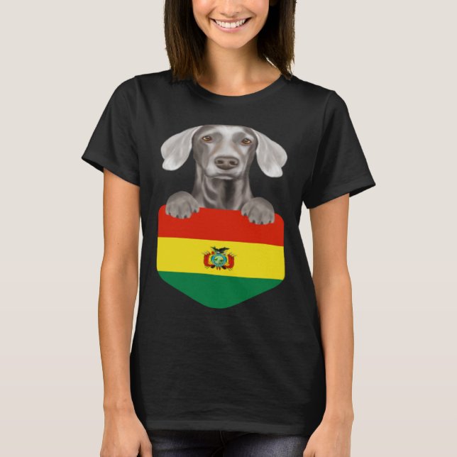 Camiseta Bandera De Bolivia, Perro Weimaraner En El Bolsill (Anverso)