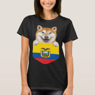 Camiseta Bandera De Ecuador, Perro Shiba Inu En Bolsillo