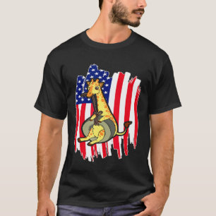Camiseta Bandera De Ee.Uu. Cambiando De Girafa 4 De Julio P