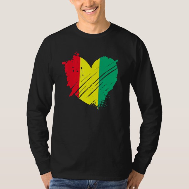 Camiseta Bandera De Guinea Que Amo Guinea Es El Adn De Guin (Anverso)