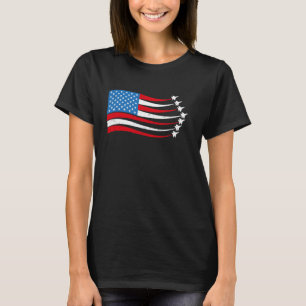 Camiseta Bandera de los aviones de combate ondeando el 4 de