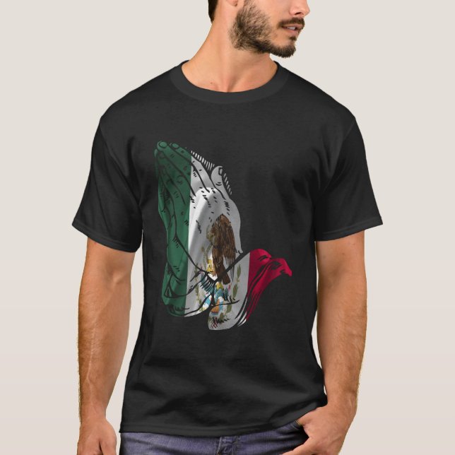 Camiseta Bandera de México rezando manos (Anverso)