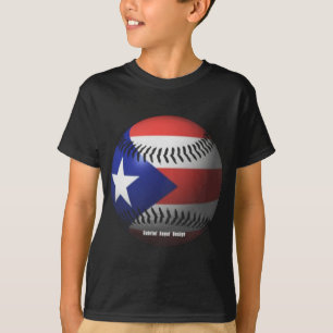 Camiseta Bandera de Puerto Rico que cubre un béisbol