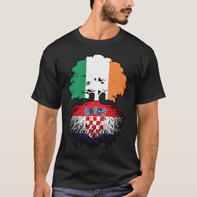 Camiseta Bandera de raíces croatas irlandesas en árboles de (Anverso)