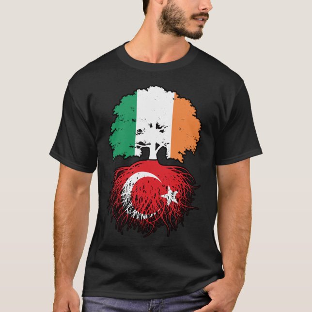 Camiseta Bandera de raíces turcas irlandesas de árboles en  (Anverso)