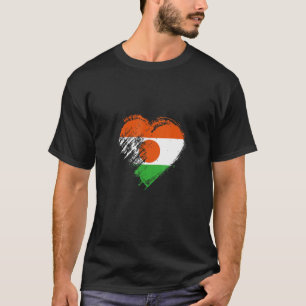 Camiseta Bandera del corazón de Niger Grungy que amo
