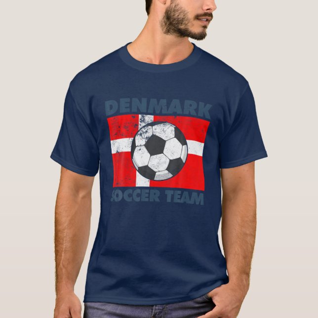 Camiseta Bandera del equipo de fútbol de Dinamarca 2022 Par (Anverso)