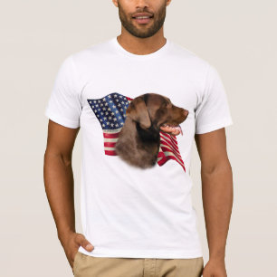 Camiseta Bandera del labrador retriever del chocolate