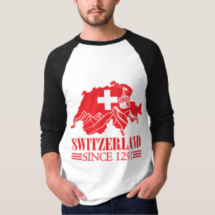 Camiseta Bandera del mapa de Suiza desde las montañas de 12